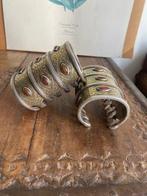 Set armbanden in Turkse etnische stijl Tekke, deze armbanden, Antiek en Kunst