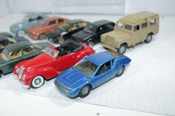 Solido 1:43 - Voiture miniature (10) - Solido Lot Of 10, Hobby en Vrije tijd, Modelauto's | 1:5 tot 1:12