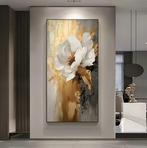 Leonardo Rossetti - Gold & White Flower
