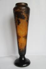 Daum Frères - Vase - Verre camée - H. 41 cm, Antiek en Kunst, Antiek | Glaswerk en Kristal