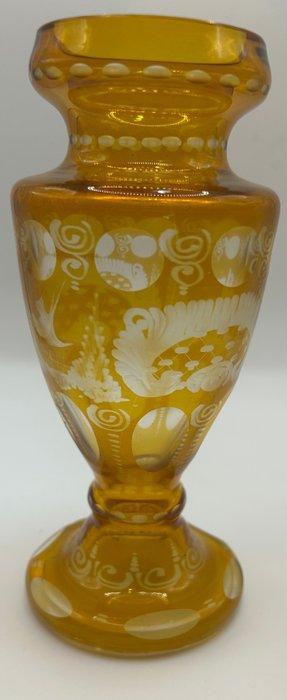 Vaas - Glas - Boheems vaasje, Antiek en Kunst, Antiek | Glaswerk en Kristal