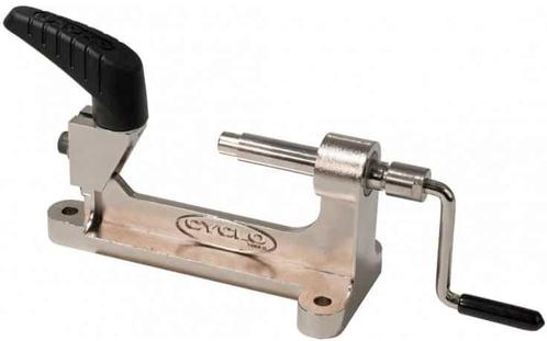Cyclo spaakdraad machine + snijkop 13 en 14 (spaak draad, Vélos & Vélomoteurs, Accessoires vélo | Outils de vélo, Envoi