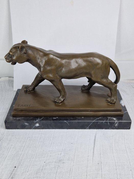 EARYE - Beeld, bronzen beeld van een leeuwin - 17 cm -, Antiek en Kunst, Curiosa en Brocante