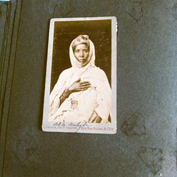Album photo - Album de photographies anciennes - 1885