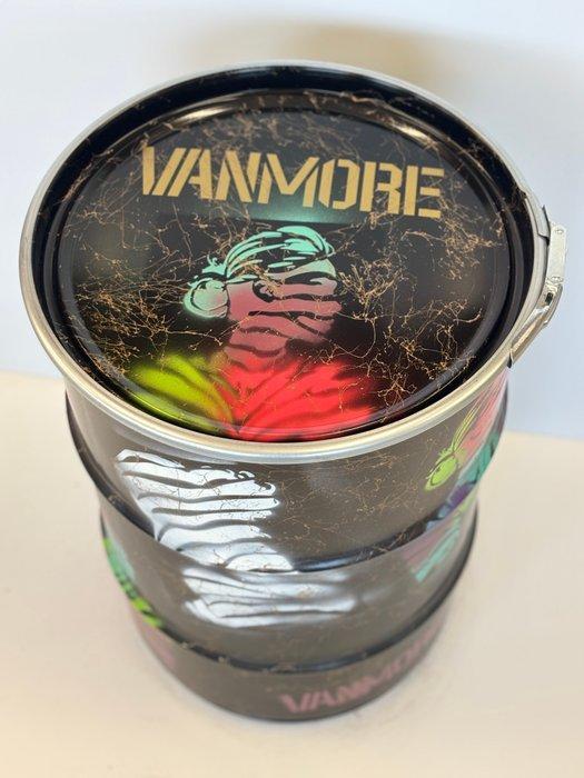 Rob VanMore - Barrel Mysterious Woman, Antiek en Kunst, Kunst | Designobjecten