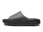 Adidas Yeezy Slide Onyx - Maat 47 EU, Kleding | Heren, Schoenen, Ophalen of Verzenden, Nieuw