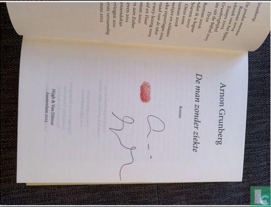 Grunberg, Arnon - De man zonder ziekte - 2012, Boeken, Literatuur, Zo goed als nieuw, Verzenden