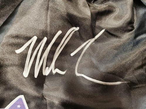 The Hangover - Mike Tyson - Signed Boxing Trunks - With COA, Verzamelen, Film en Tv