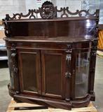 Armoire - Bois teinté, probablement du mahogany. - Meuble
