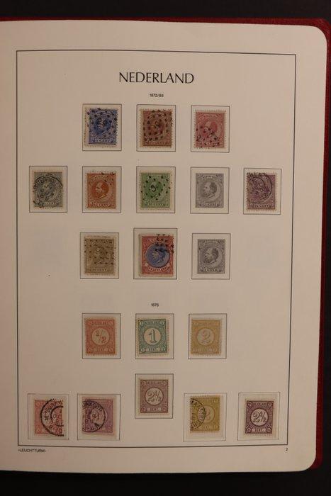 Nederland 1852/1965 - Verzameling in rood Leuchtturm album, Postzegels en Munten, Postzegels | Nederland