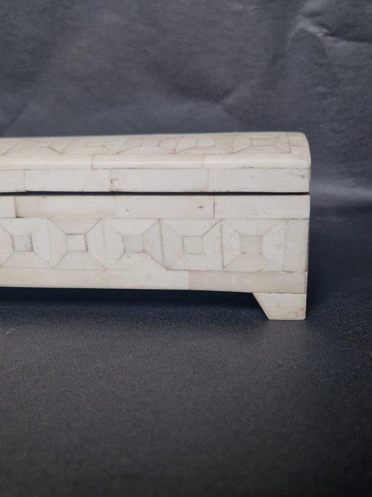 Kist - Hout, Been - ambachtelijk werk, Antiek en Kunst, Kunst | Niet-Westerse kunst