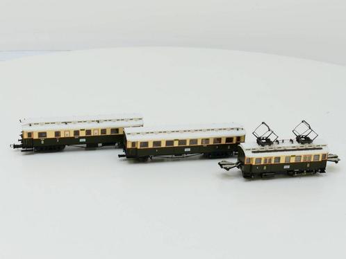 Schaal H0 Trix 22491 3 delige elektrische treinstel ET 83..., Hobby & Loisirs créatifs, Trains miniatures | HO, Enlèvement ou Envoi