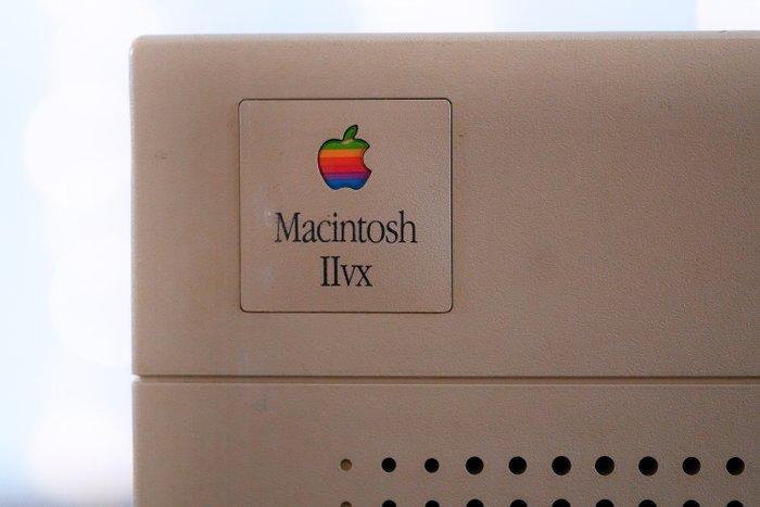 Apple Macintosh IIvx — [Non-Working / Repair Opportunity] -, Games en Spelcomputers, Spelcomputers | Overige Accessoires