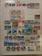 Monde - 1850-2001 partie en 13 albums/anneaux/cartes de, Gestempeld