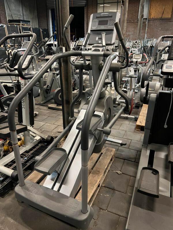 Life Fitness Summit Trainer 95LE, Sport en Fitness, Fitnessmaterialen, Overige typen, Ophalen of Verzenden