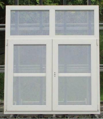 pvc raam , chassis van 125 x 145  parelwit, Ophalen of Verzenden, Raamkozijn