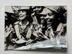 Alberto Korda (1928–2001) - Brigadistas alfabetizadoras en