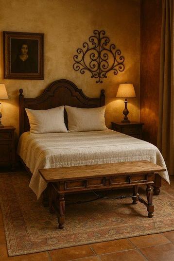 Salontafel - Eettafel van massief hout in Spaanse stijl -