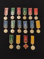 1980 - Verzameling van vintage Olympische pins (16 stuks)., Collections, Collections Autre