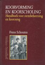 Koorvorming en koorscholing handboek 9789001789145, Boeken, Muziek, Verzenden, Gelezen, Frans Schouten