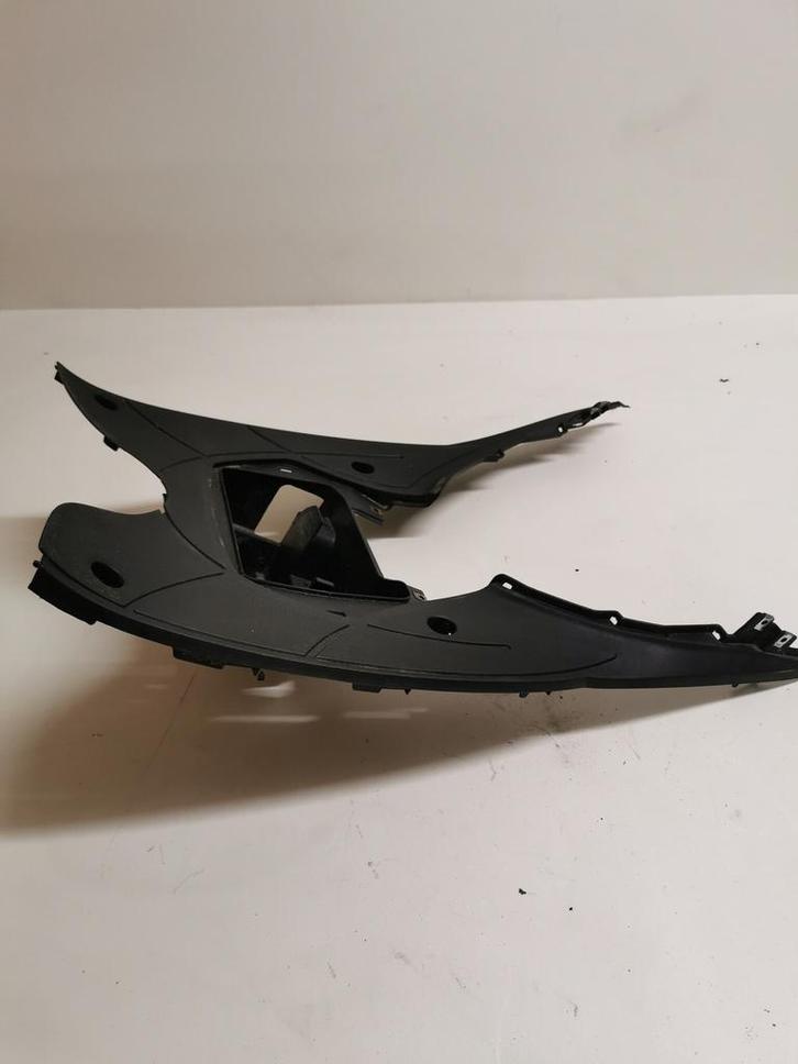 Sym mio / treeplank / accubak / accukap, Fietsen en Brommers, Brommeronderdelen | Scooters, Kap, Overige merken, Ophalen of Verzenden