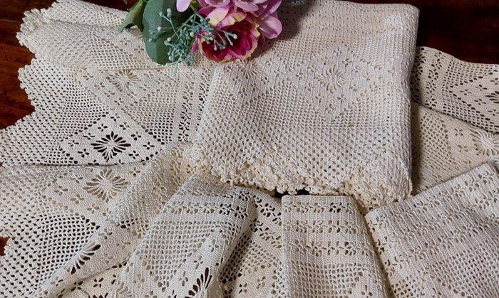 Borduurwerk (2) - 500 cm - 21 cm - Oude borduursels, Antiek en Kunst, Antiek | Tapijten, Tafelkleden en Textiel