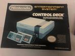 Nintendo - NES Control Deck + extras - Spelcomputer - In