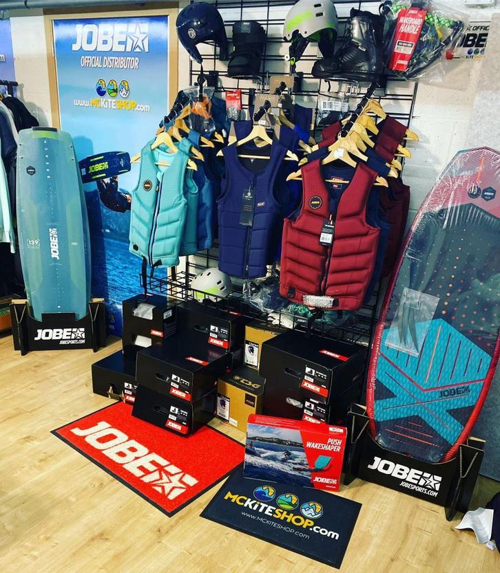 Planches de wakeboard en promotion - Neuf et occasion, Watersport en Boten, Wakeboarden, Ophalen of Verzenden