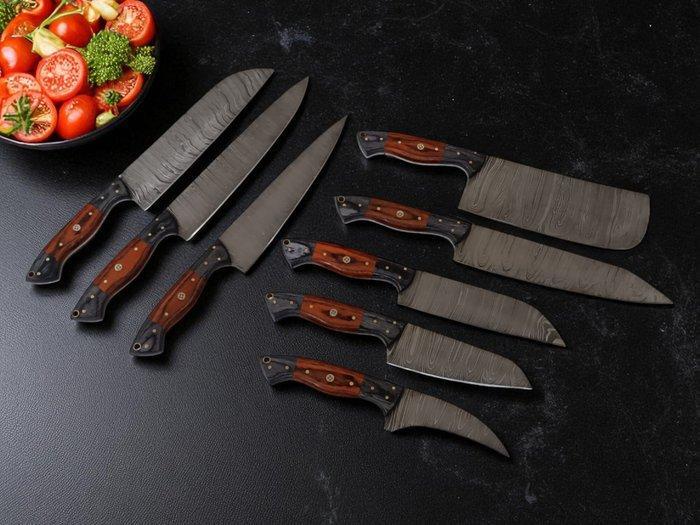 Keukenmes - Kitchen knife set - Set van 8 chefmessen van, Antiek en Kunst, Antiek | Keukengerei