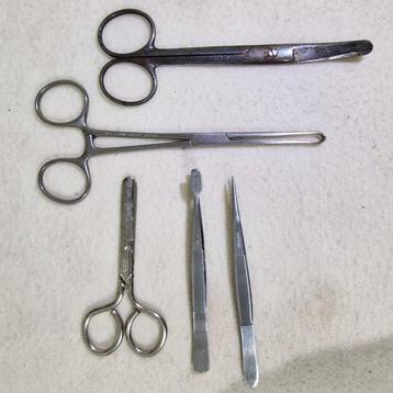 Vintage Medical & Surgical Instrument Lot (5 pcs) -