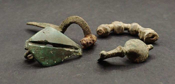Diverse - Grieks naar Viking Brons Verschillende broches, Antiek en Kunst, Antiek | Overige Antiek