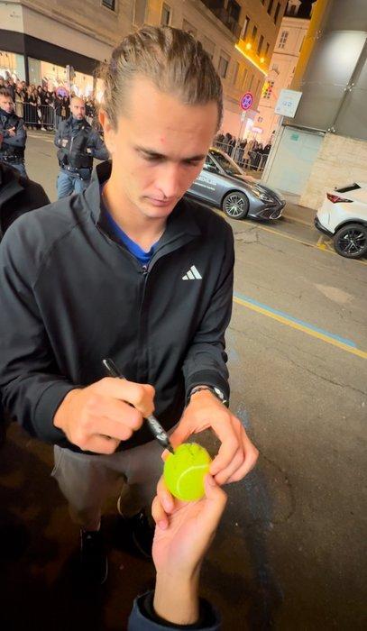 Tenis - Alexander Zverev - Tennisbal, Verzamelen, Overige Verzamelen