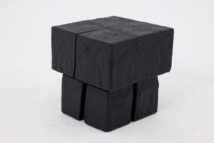 Logniture - Bijzettafel - Houten massief, met kettingzaag, Antiek en Kunst, Kunst | Designobjecten