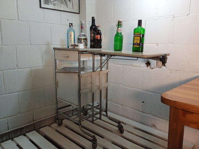 Medicijnkastje - Vintage industriële kast - Staal, Antiek en Kunst, Antiek | Wandborden en Tegels