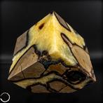 Septarien massif naturel Cube de Madagascar- 721.78 g