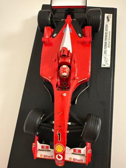 Hot Wheels 1:18 - Modelauto - Ferrari F2002 Michael, Hobby en Vrije tijd, Modelauto's | 1:5 tot 1:12