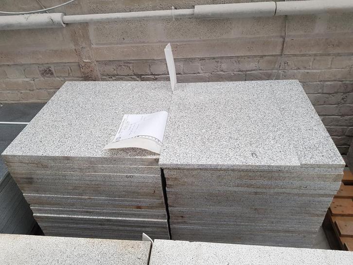 Dalles G603 poli 60x60x2 cm 21,50 m² liquidation stock, Doe-het-zelf en Bouw, Tegels, Ophalen