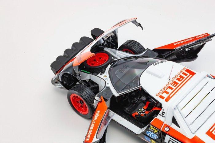 Kyosho 1:18 - Model sportwagen - Lancia Stratos HF Pirelli, Hobby en Vrije tijd, Modelauto's | 1:5 tot 1:12