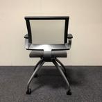 Ahrend 250 verrijdbare vergaderstoel met kunststof rug,