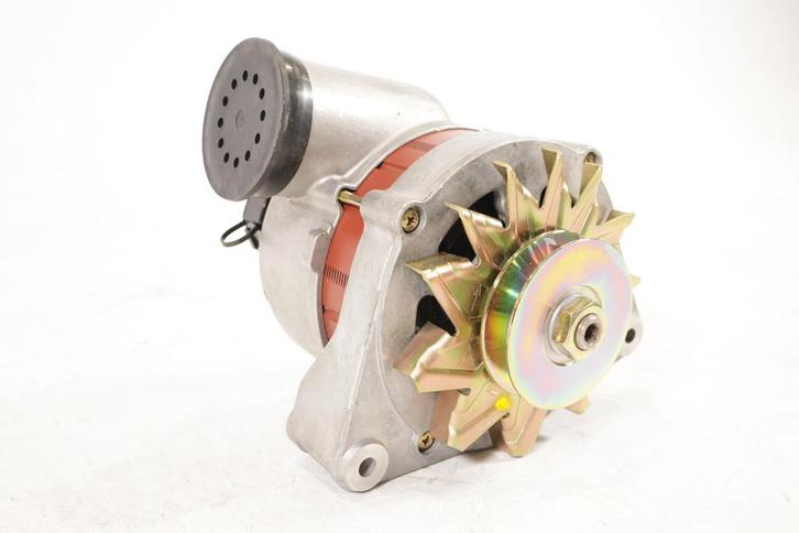 BMW E32 E34 5 & 7  Serie OEM Dynamo / alternator NIEUW!, Autos : Pièces & Accessoires, Électronique & Câbles, Enlèvement ou Envoi