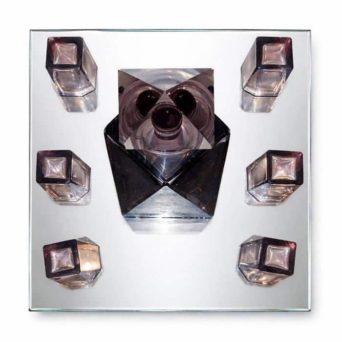 Karaf (8) - Kristal - Ondertekend Tsjechoslowak, Antiquités & Art, Antiquités | Meubles | Tables