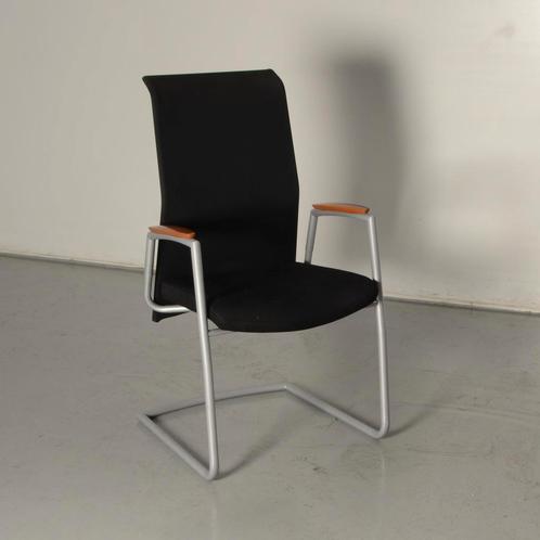 Bejot vergaderstoel, zwart, sledeframe, Huis en Inrichting, Stoelen, Gebruikt, Ophalen of Verzenden