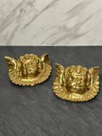 Beeld, Paire d’angelots en bois sculpté et doré – Style, Antiek en Kunst