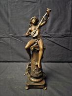 Naar August Moreau - sculptuur, Engel met gitaar - 37 cm -, Antiek en Kunst, Curiosa en Brocante