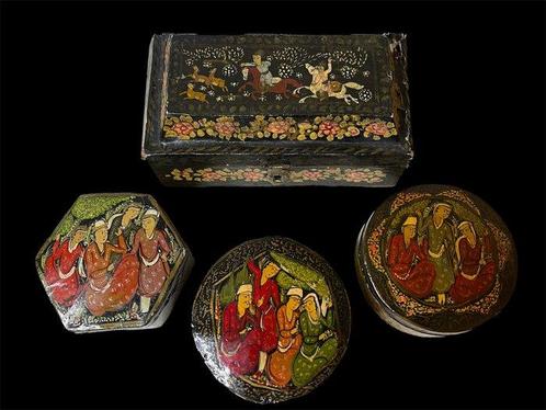 Sieradendoos - Papier-maché in Qajar-stijl, Antiek en Kunst, Kunst | Niet-Westerse kunst