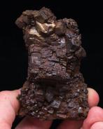 (Classique espagnol) Goethite pseudomorphe de pyrite -, Collections