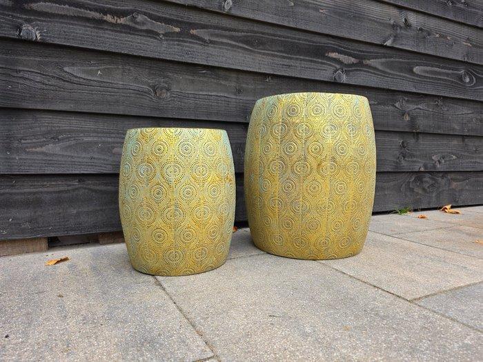 Bijzettafel (2) - Aluminium - Dubai - Baroque, Antiek en Kunst, Kunst | Designobjecten