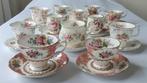 Royal Albert - 12 Kop en Schotels met roze Roosjes - Kop en, Antiek en Kunst