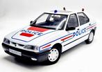 Triple 9 Collection 1:18 - Voiture de sport miniature -