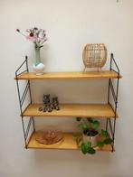 Wandrek - Hout, Metaal - Drie houten planken